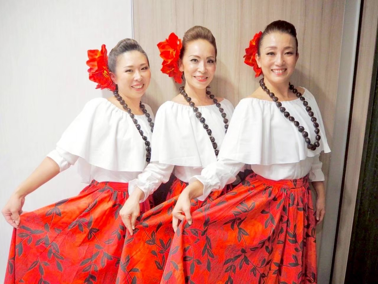 鈴木敏子、関添友賀、三田美佐子